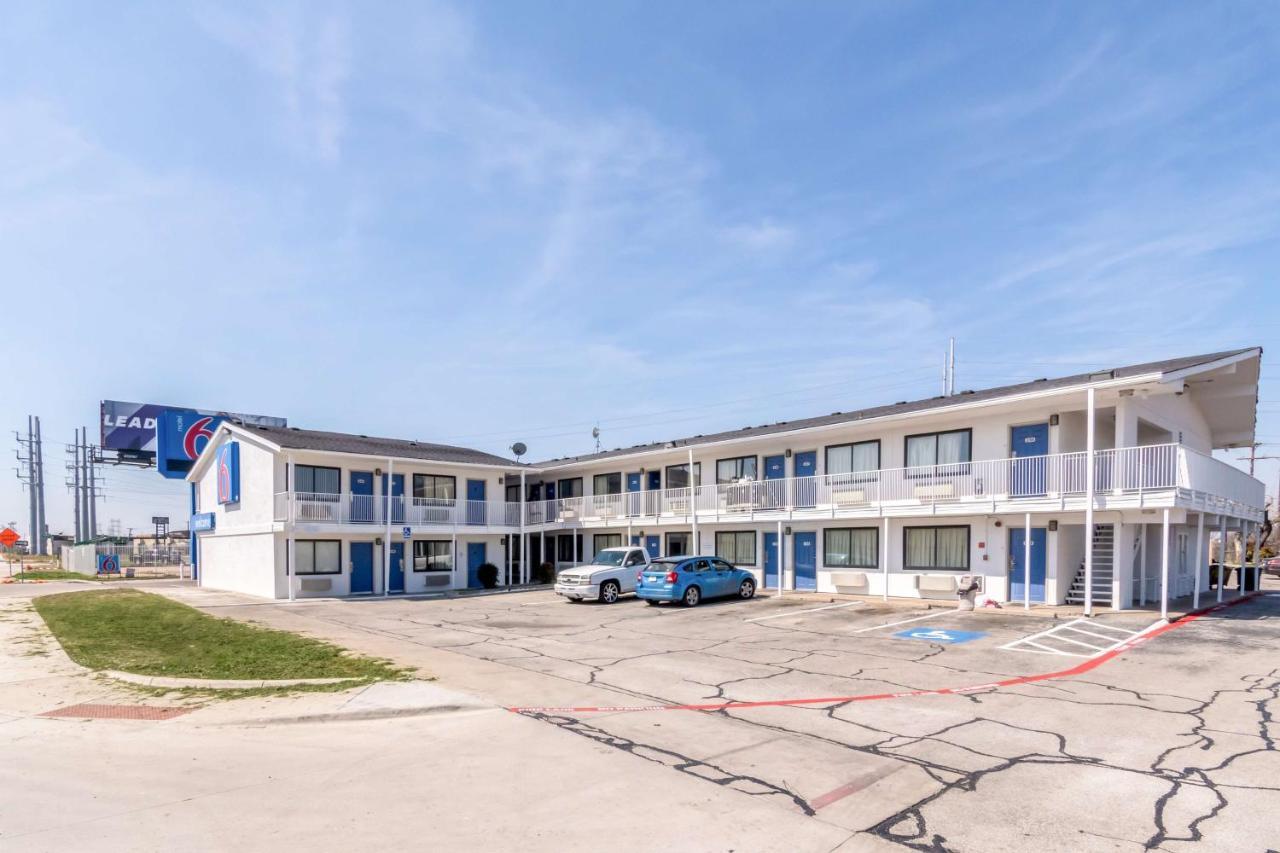 Motel 6 Fort Worth North Haltom City Exterior foto
