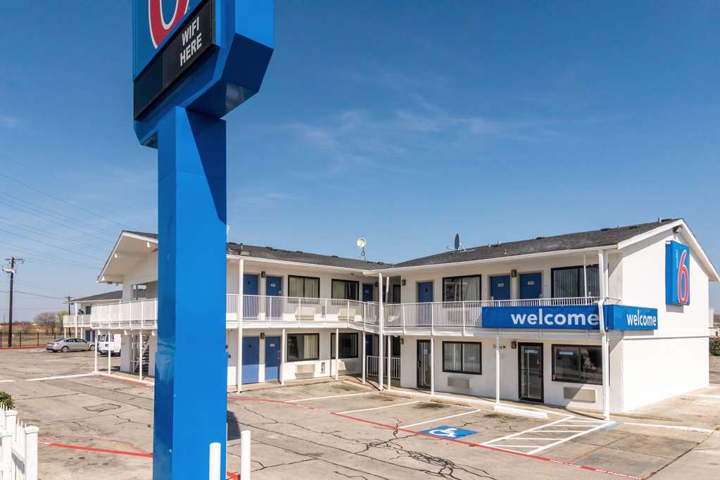 Motel 6 Fort Worth North Haltom City Exterior foto